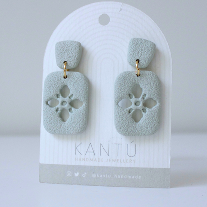 Pendientes Dalia