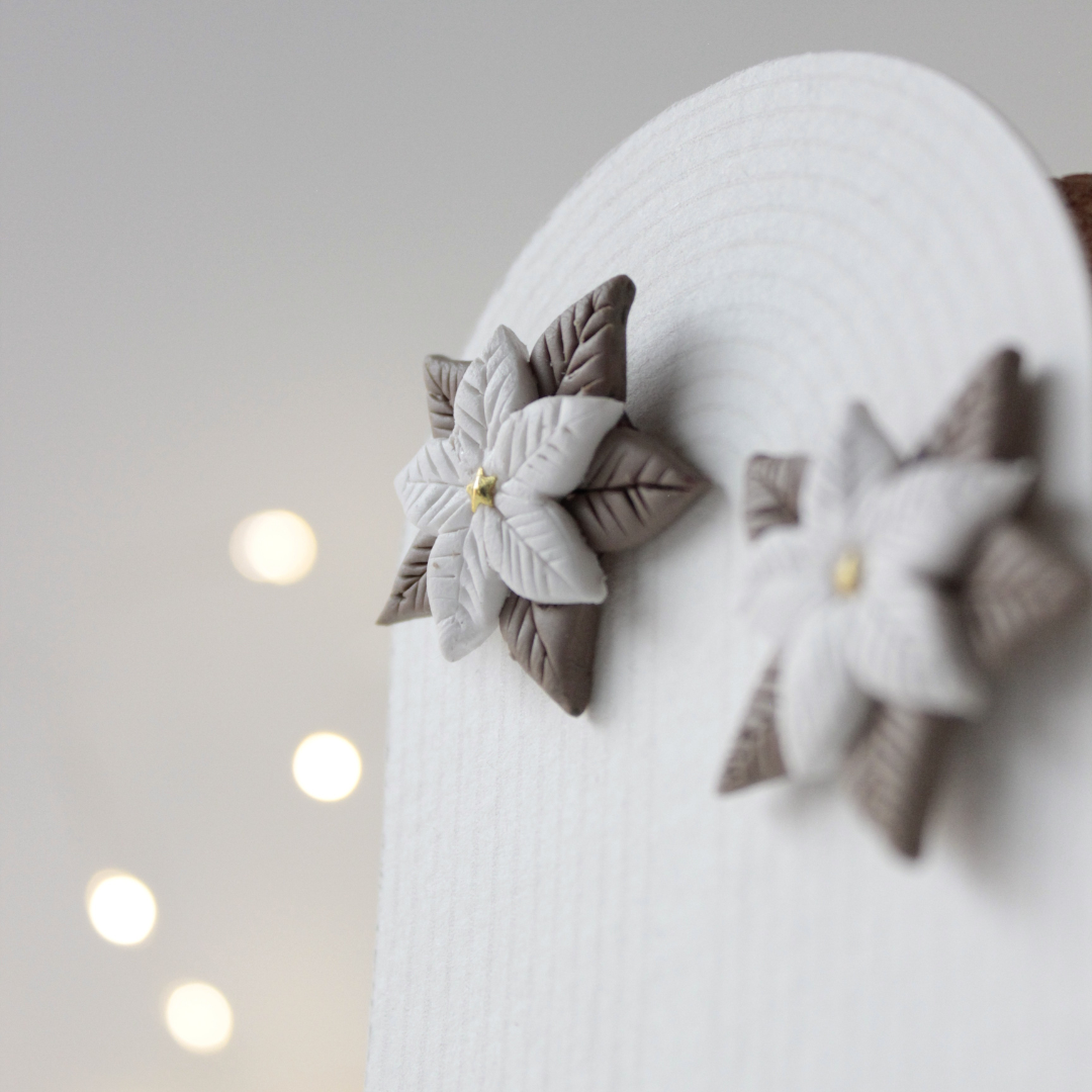 Pendientes de Flor de Pascua